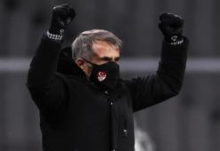 Şenol Güneş, A Milli Takım'la 73. maçında