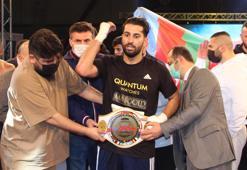 40 kick boks sporcusu Kocaeli'de kozlarını paylaştı