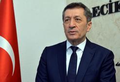 Milli Eğitim Bakanı Selçuk'tan sınav ertelemesi açıklaması