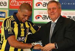 Fenerbahçe'den Roberto Carlos açıklaması