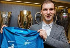 Branislav Ivanovic, bonservissiz Zenit'e transfer oldu