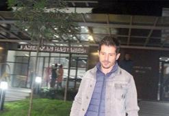 Emre Belözoğlu'ndan, Arda ve Aslıhan Turan'a bebek ziyareti