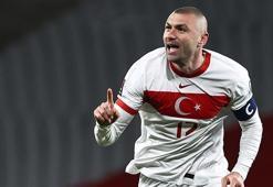 Burak Yılmaz Hollanda zaferinin mimarı oldu