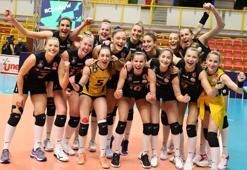 Vakıfbank, CEV Şampiyonlar Ligi'nde finale yükseldi