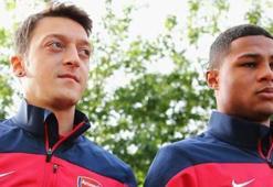 Bayern Münih'li Gnabry, Mesut Özil'i unutmadı