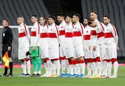 Türkiye - Hollanda | Uğurcan Çakır, kaleyi Mert Günok'tan devraldı