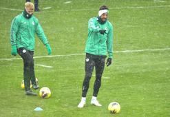 Konyaspor 3 eksikle çalıştı