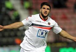 Antalyaspor El Kabir ile anlaştı!