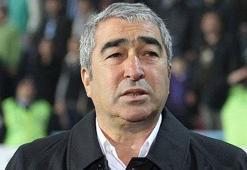 Bursaspor'da gündem kalabalık