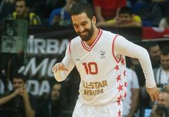 Medyanın yeni ilgi odağı Arda Turan!