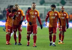 Galatasaray'ın Karabükspor maçı kadrosu belli oldu