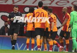 Galatasaray, en fazla kırmızı kart gördüğü sezonu yaşıyor