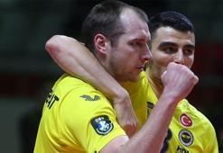 Son dakika | Fenerbahçeli oyuncu açıkladı! "Kız arkadaşım karantinada"