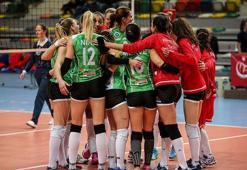 Bursa Büyükşehir Belediyespor - Stiinta Bacau: 3-1