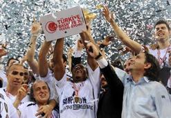 Kara Kartal'a şok