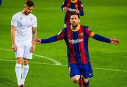 Lionel Messi şovla tarihe geçti! Barcelona-Huesca maç sonucu: 4-1