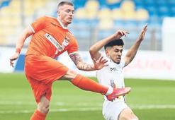 Menemenspor Adanaspor maçından gol sesi çıkmadı