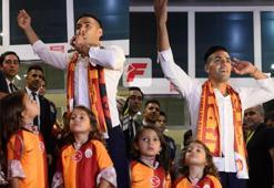 Falcao Galatasaray taraftarına 3'lü çektirdi! İşte o anlar...