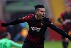Galatasaray'da Falcao geri döndü! Cisse ve Samatta detayı...