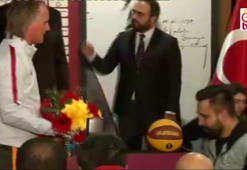 Riekerink'ten büyük sürpriz!