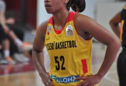 Bellona Basket'ten 3 maçta 230 sayı