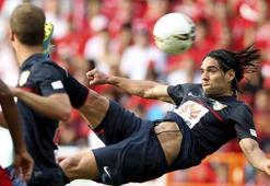 Falcao abarttı!