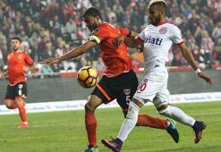ÖZET Antalyaspor - Adanaspor maç sonucu: 1-0