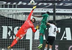 Beşiktaş'ın kalecisi Ersin Destanoğlu dev listede! Büyük onur...