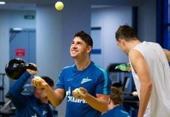Zenit de modaya uydu!