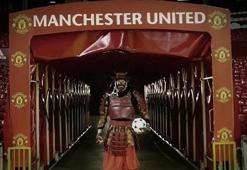 Manchester'ın yıldızları Samuray'ı madara etti!