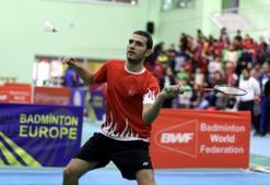 Badminton'da Emre Lale kota mücadelesi veriyor
