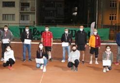 Vali Ali Arslantaş, tenis turnuvasında şampiyon