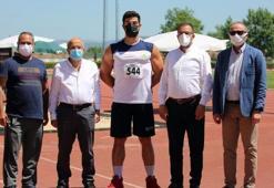 Osmangazili atlet, kendi rekorunu geliştirdi