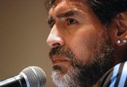 Maradona kadroya son halini verdi!