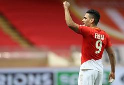 SON DAKİKA! Radamel Falcao adım adım Galatasaray'a!
