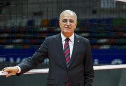 Mehmet Akif Üstündağ: Filenin Sultanları yine göğsümüzü kabarttı