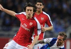 Arsenal'e hücum