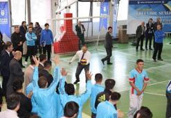 Filede anlamlı maçta bir araya geldiler