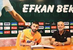 Alanyaspor Efkan Bekiroğlu'nu kadrosuna kattığını açıkladı