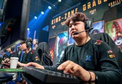 Emekli olduğunu açıklayan PraY, KT Rolster ile anlaştı