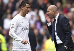 Zidane'dan Ronaldo yorumu: Onu özel yapan...
