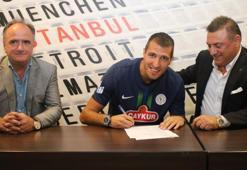 Çaykur Rizespor Scepovic transferini açıkladı