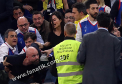 Anadolu Efes - CSKA Moskova finalinde Ergin Ataman ile Fenerbahçe taraftarları arasında büyük tartışma