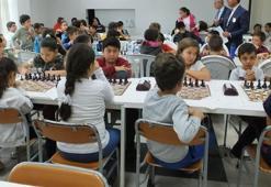 Satranç Turnuvası'nda 84 öğrenci yarıştı