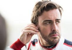 Formula 1 pilotu Fernando Alonso, çenesinden ameliyat edildi