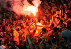 Galatasaray şampiyon oldu taraftar çılgına döndü!