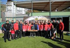 Özel sporcular, Alanyaspor antrenmanını takip etti