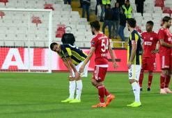 Fenerbahçe'de şok! Taraftar çağırdı futbolcular gitmedi