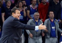 Ergin Ataman, faturayı kendine kesti! VİDEO