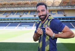 Adil Rami resmen Fenerbahçe'de!